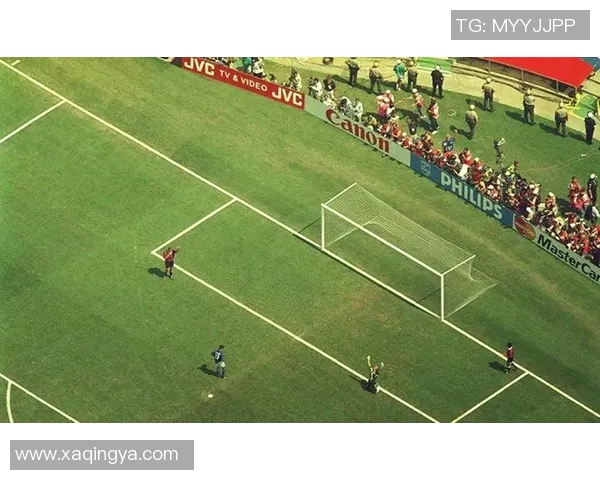 巴塞罗那与尤文图斯激战正酣精彩瞬间回顾与分析