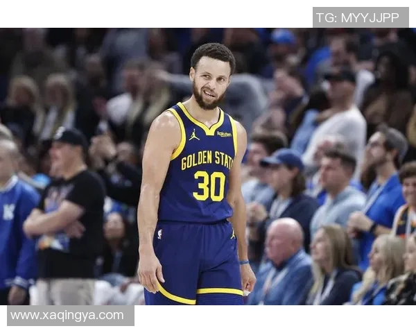 库里三分球总数突破四千大关再创历史新纪录成为第一人荣耀加身