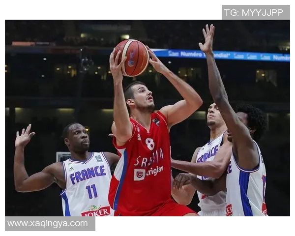 今晚狼队对阵塞尔维亚期待精彩对决球迷热情高涨助威声势浩大 今晚狼队对阵塞尔维亚期待精彩对决球迷热情高涨助威声势浩大