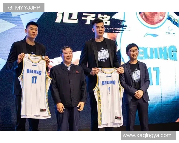 李慕豪：从篮球新星到职业生涯巅峰的奋斗之路与成长故事