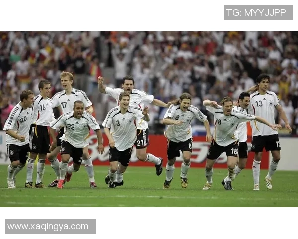 萨工人迎战纳尔瓦决战即将开启的足球盛宴