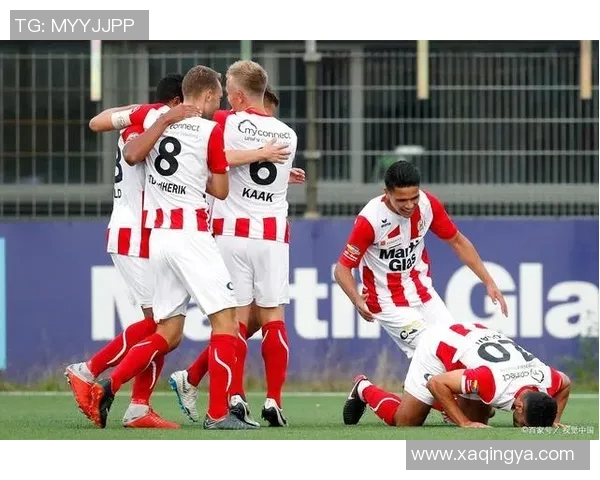 邓伯什与埃因的激烈对决揭示足球战术与团队合作的精彩瞬间