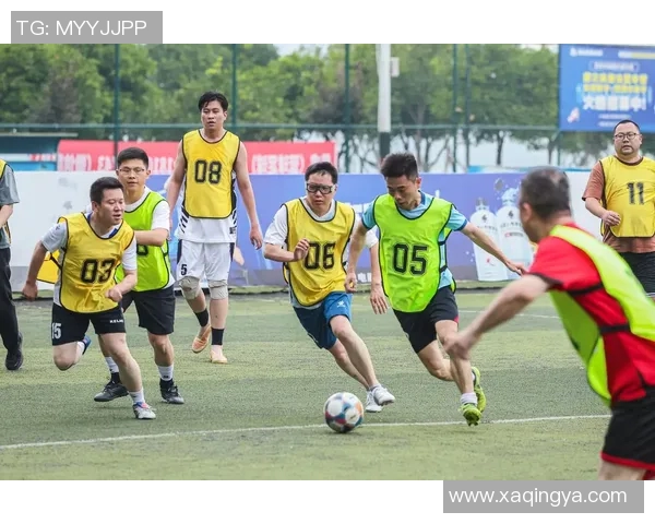 南京足球队的团队协作揭秘：如何在绿茵场上实现完美配合与默契合作